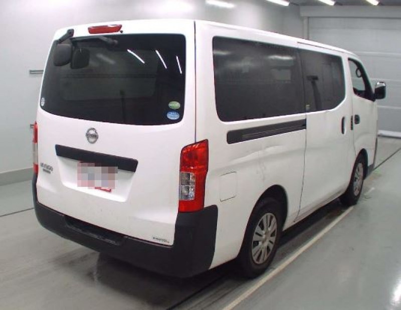 Nissan nv350 Caravan 2017