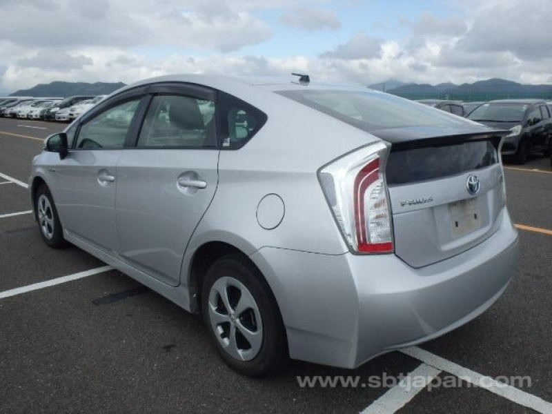 TOYOTA PRIUS 2012 For Sale CANON MOTORS KENYA